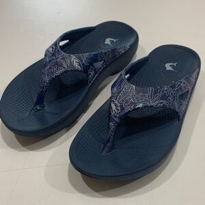 Reel legends flip-flops size 7, blue